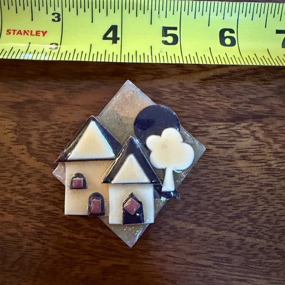 pins by lucinda Jewelry - Vintage 90s House pins by Lucinda
